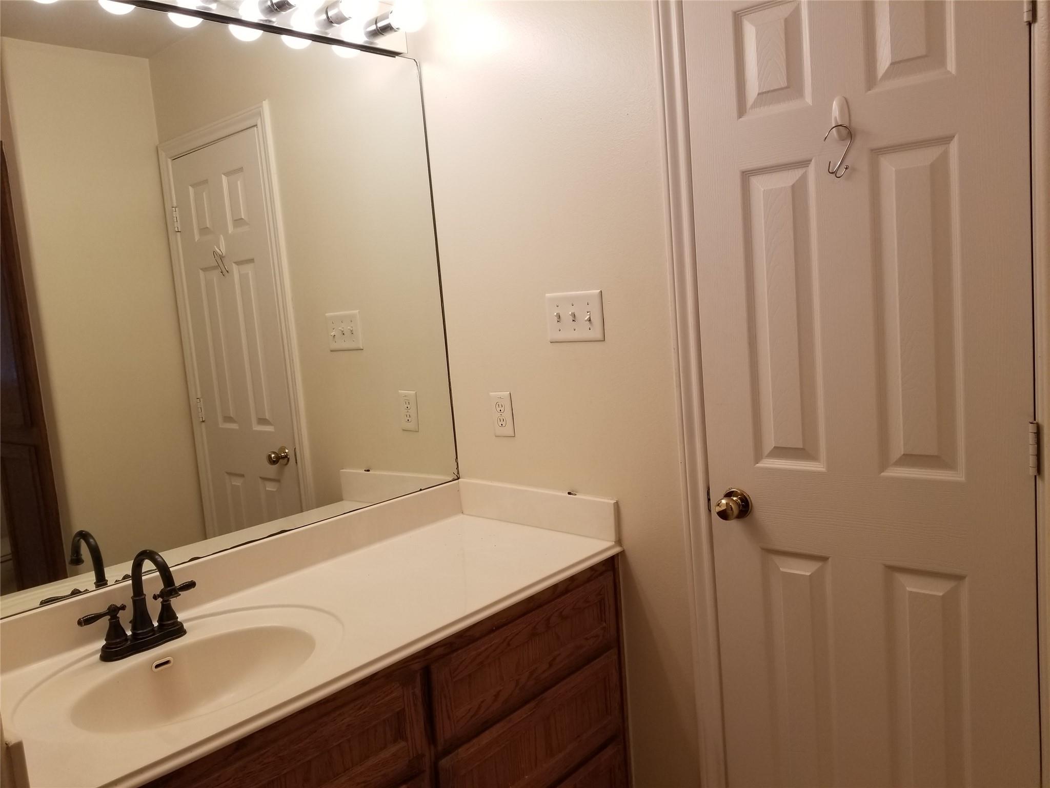 2928 Thrushwood Dr #a Property Photo 22