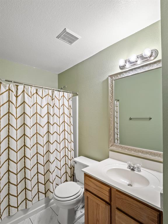 2411 Lavendale Ct Property Photo 18