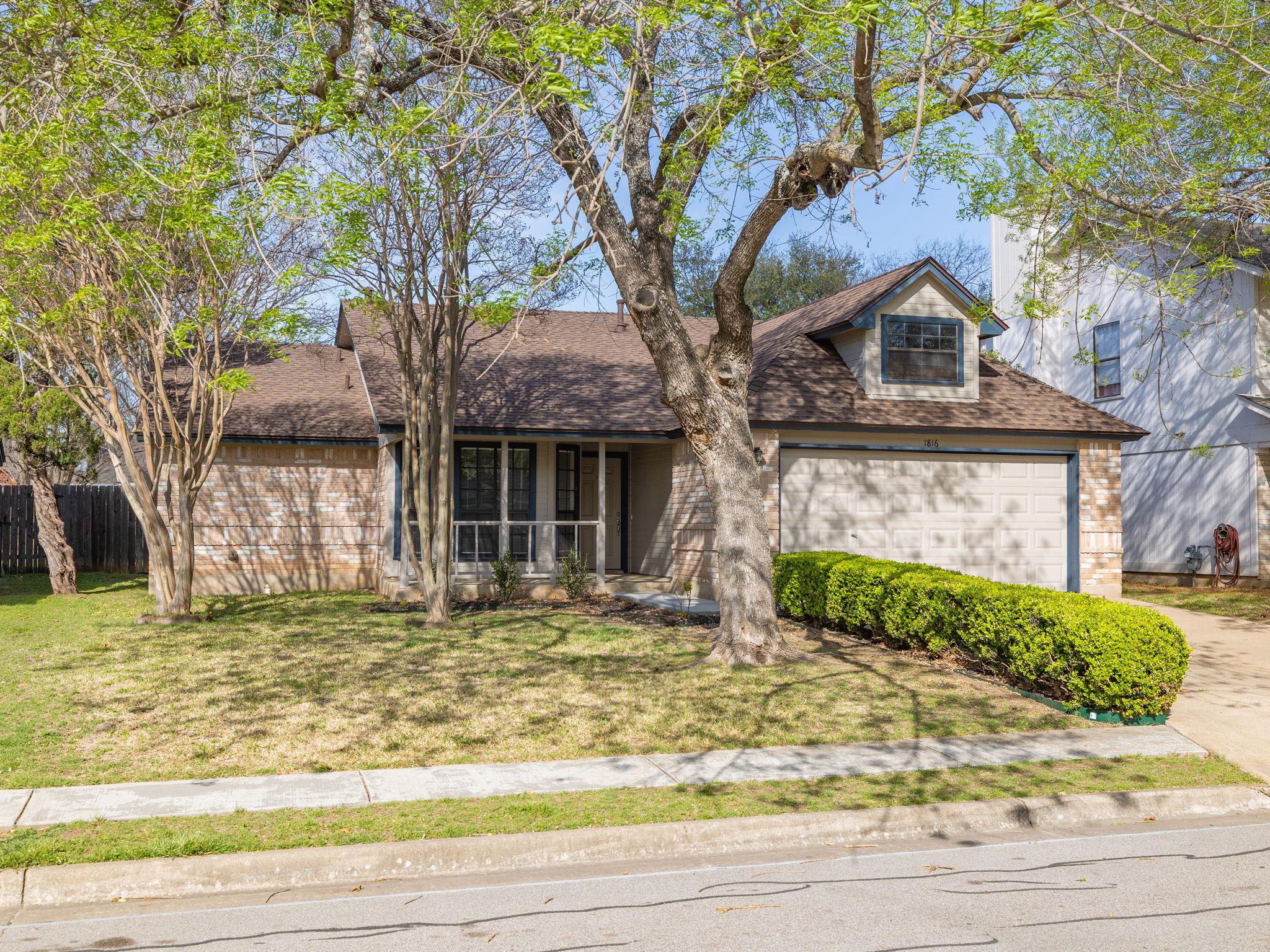 1816 Provident Ln Property Photo