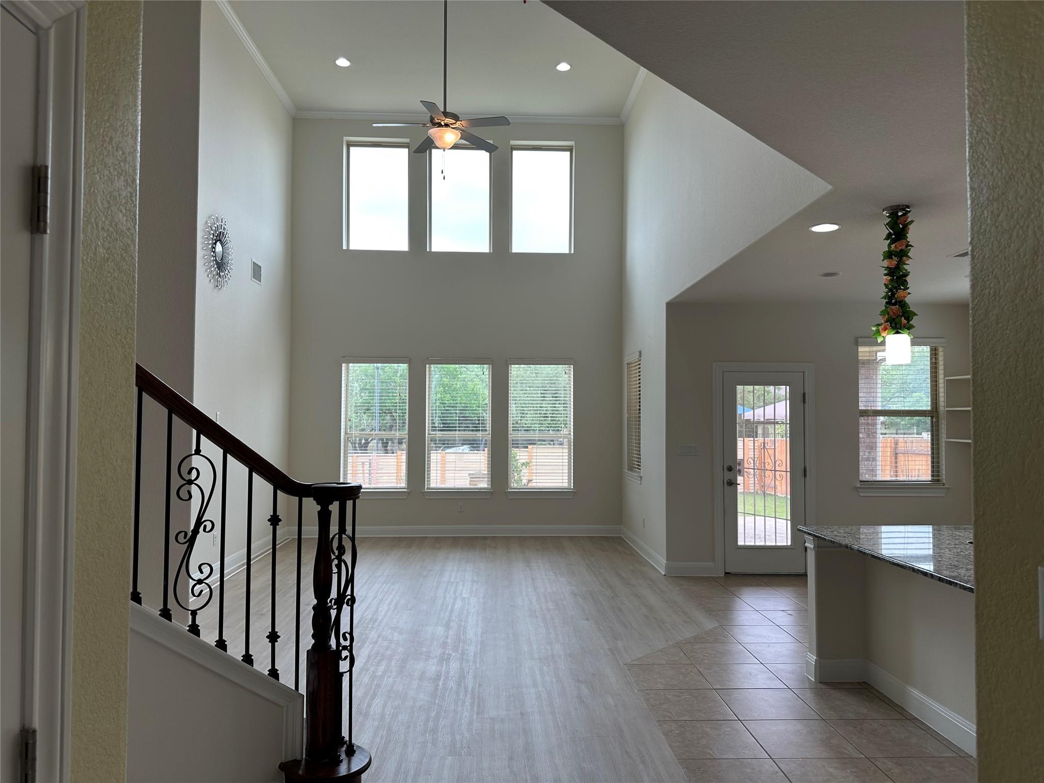 4237 Privacy Hedge St Property Photo 5