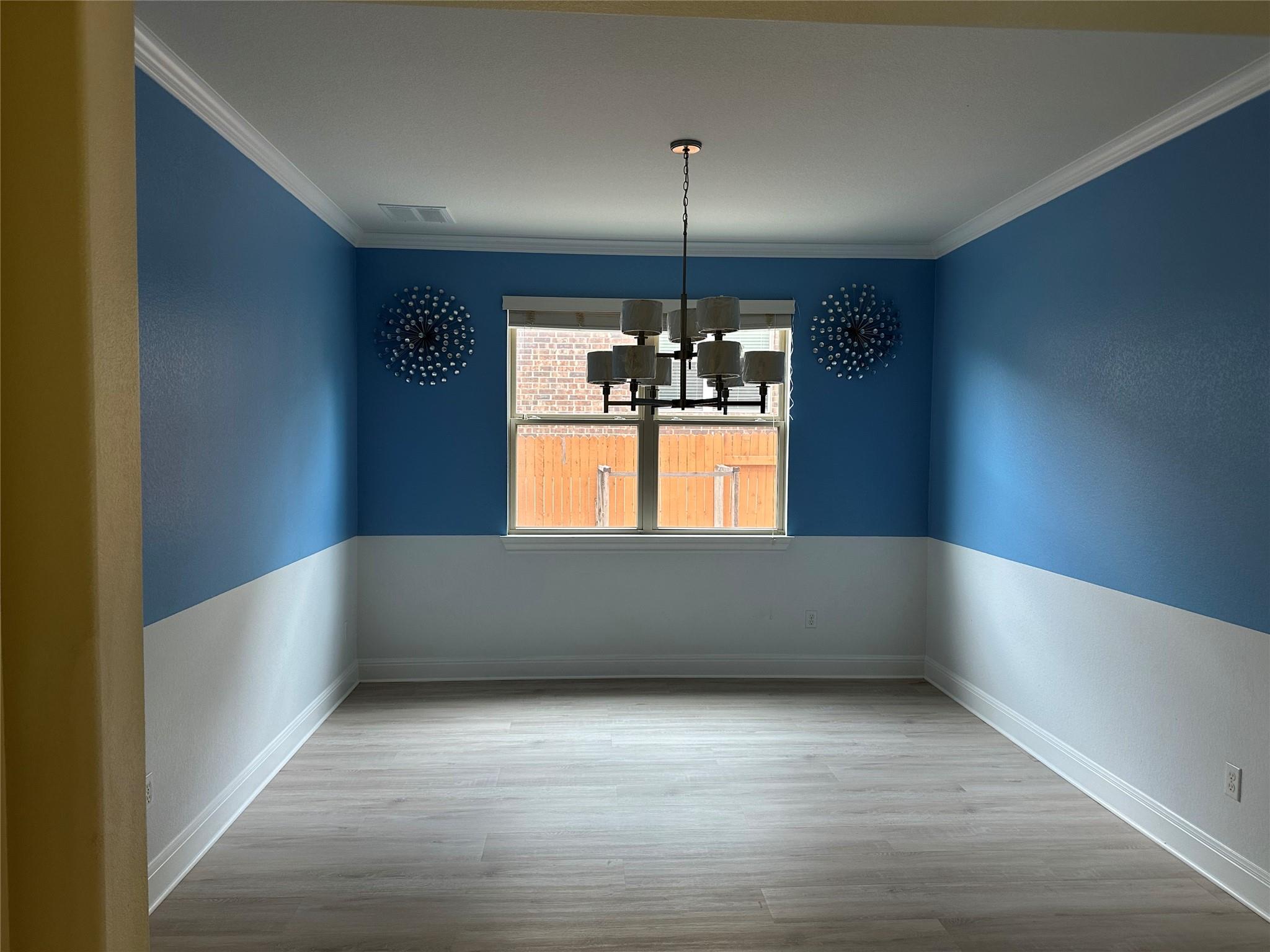 4237 Privacy Hedge St Property Photo 14