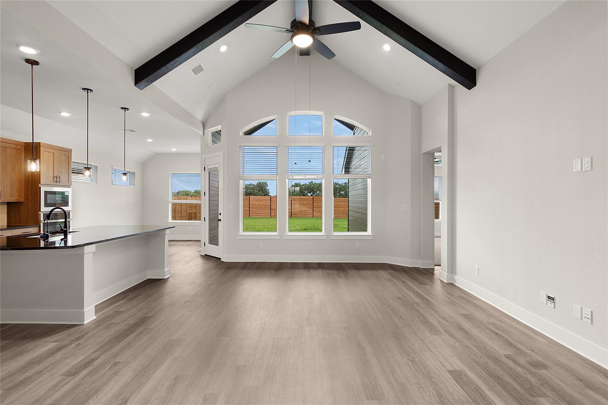 325 Ridgewell Loop Property Photo 4