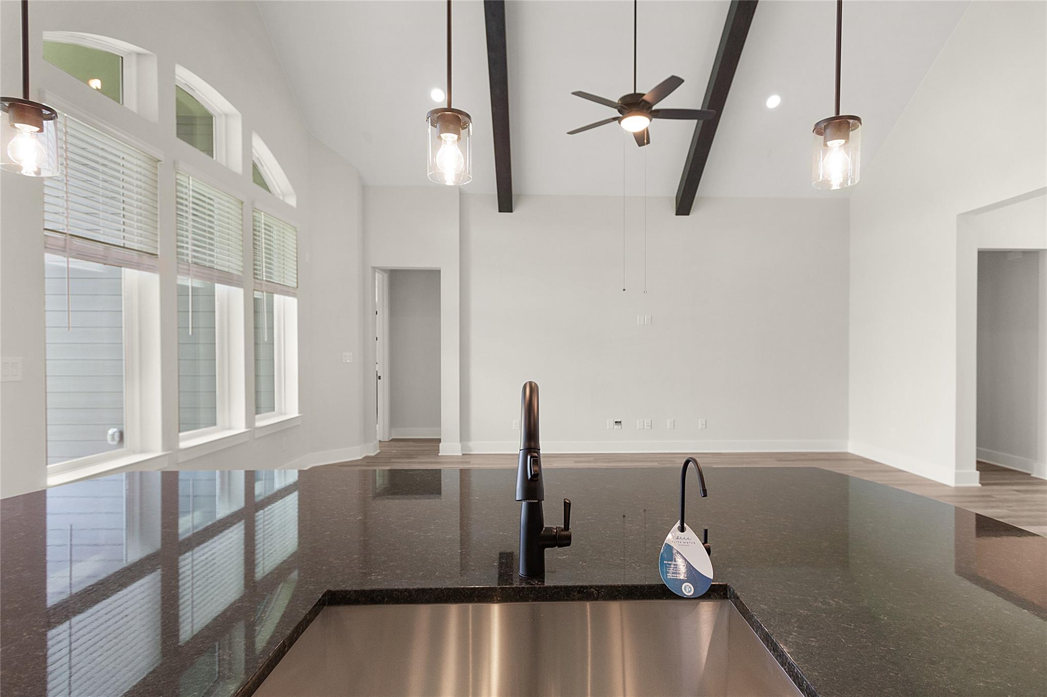 325 Ridgewell Loop Property Photo 8