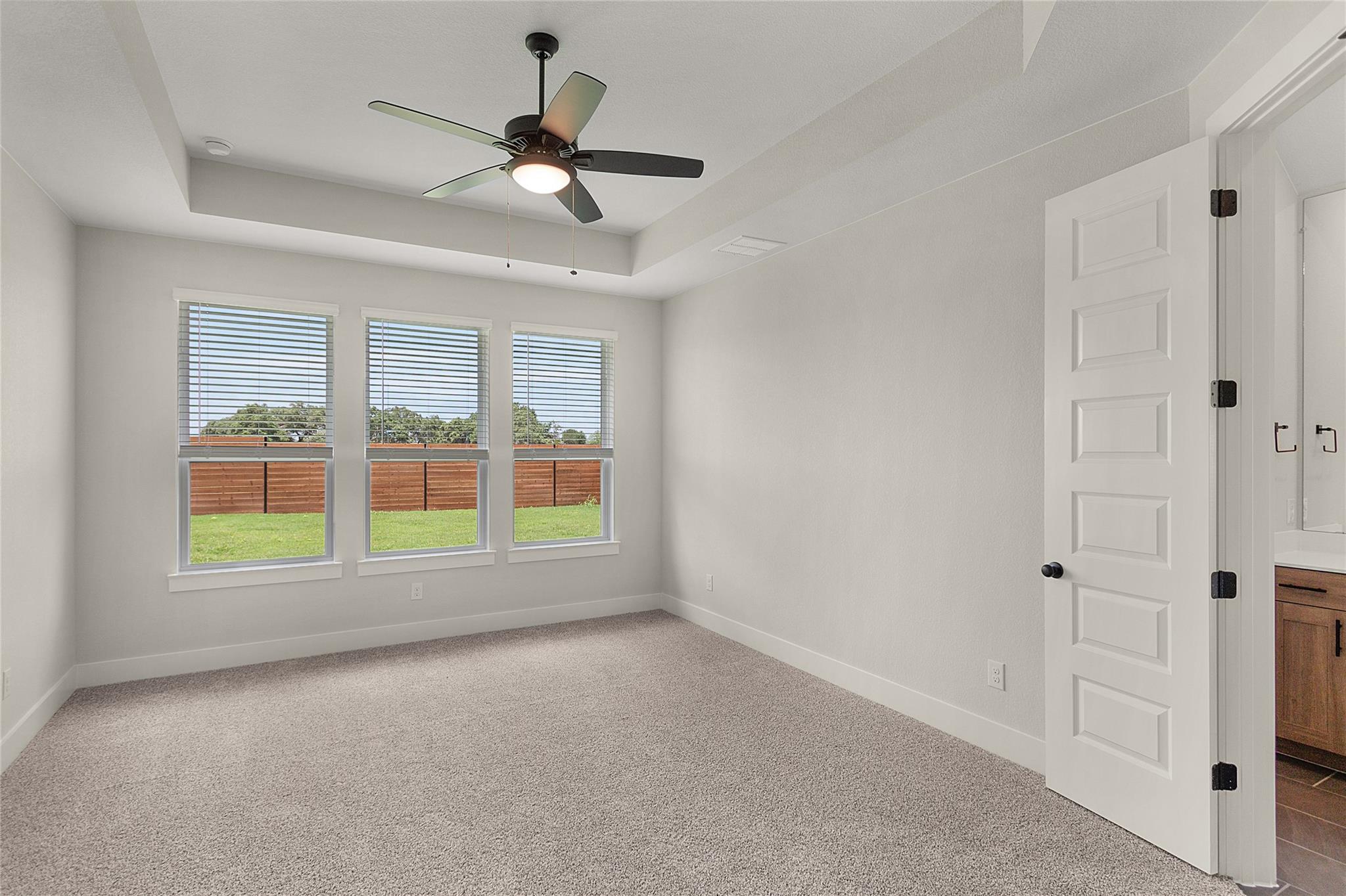 325 Ridgewell Loop Property Photo 11