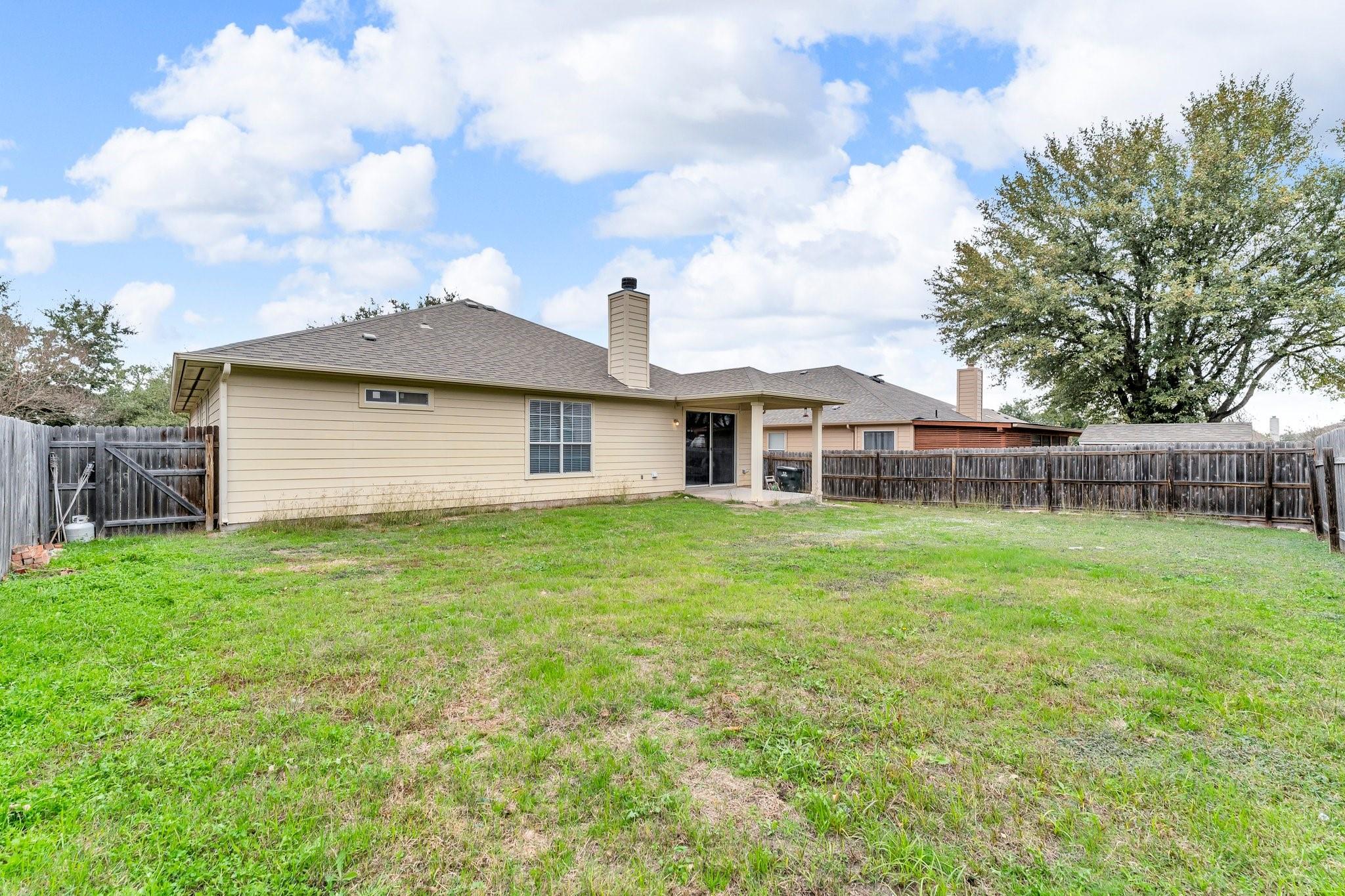 177 Oxford Dr Property Photo 24