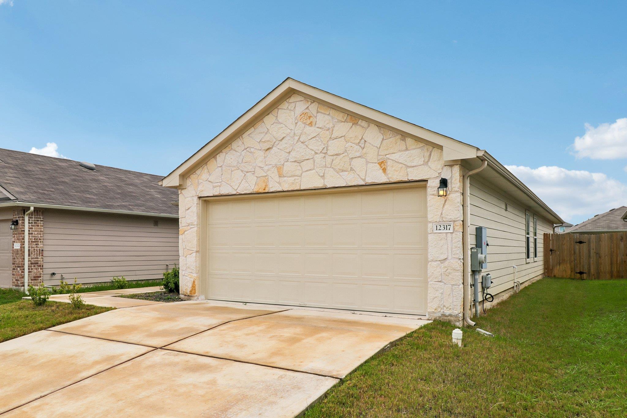 12317 Token Trl Property Photo 3