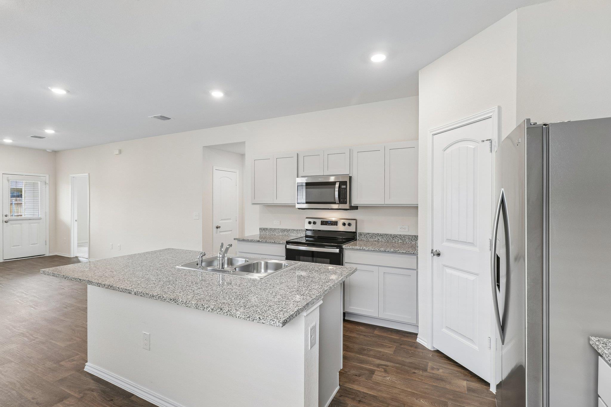 12317 Token Trl Property Photo 9
