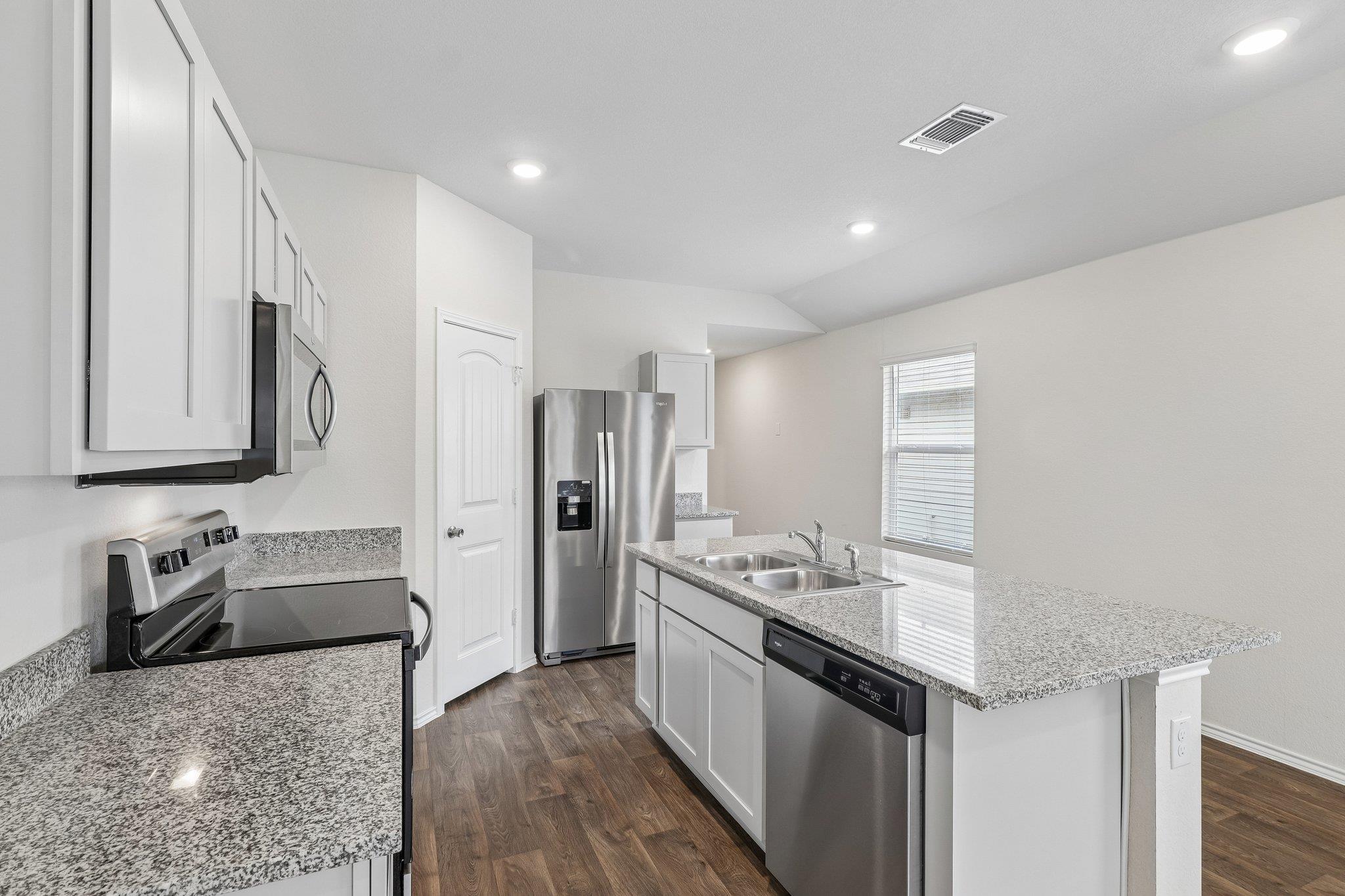 12317 Token Trl Property Photo 11