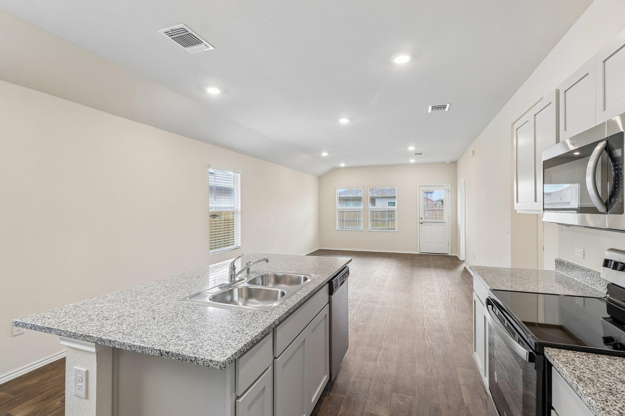 12317 Token Trl Property Photo 12