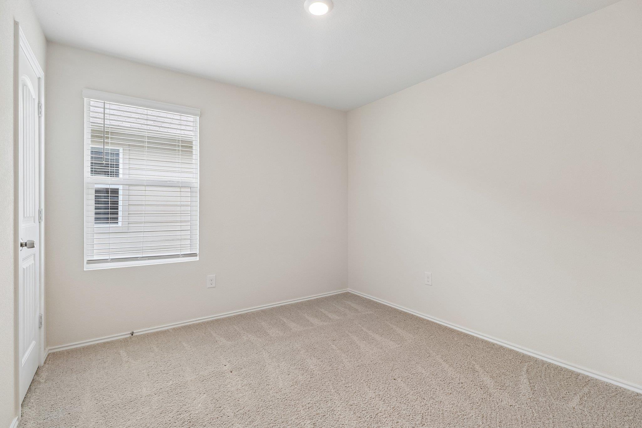 12317 Token Trl Property Photo 20