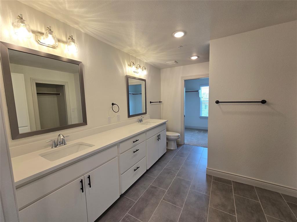 2105 Tiger Trl #403 Property Photo 5