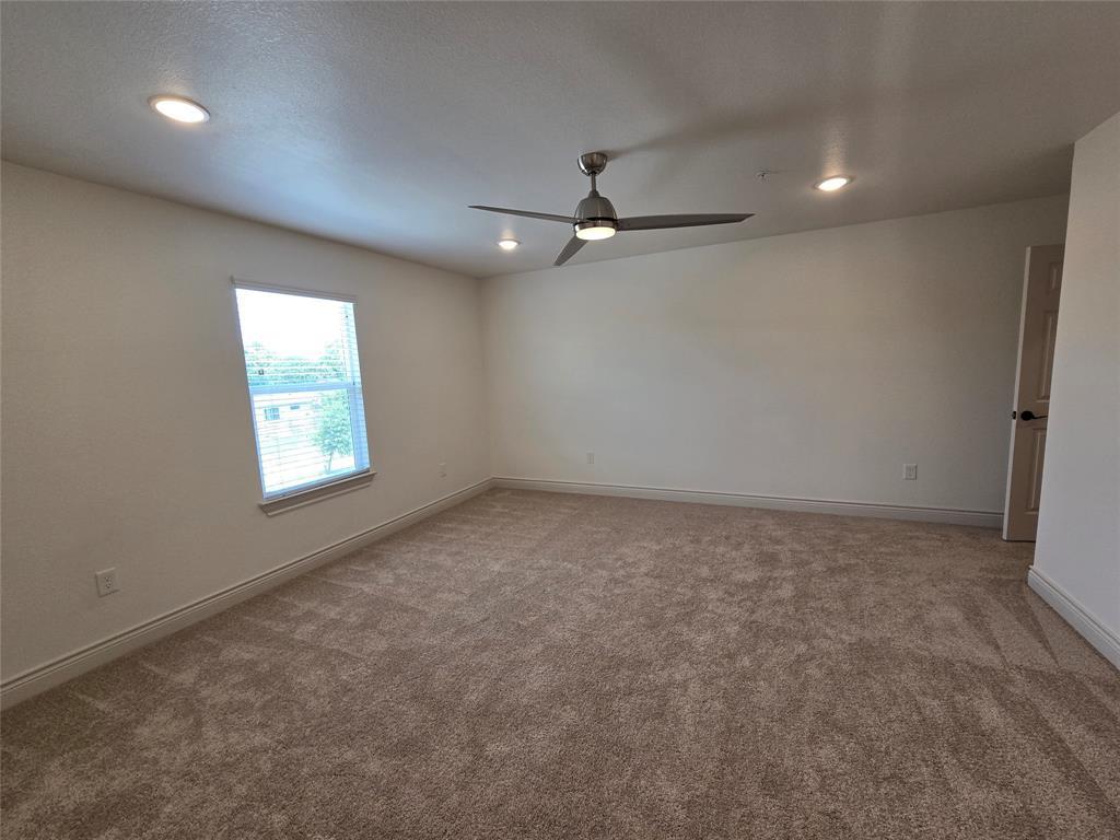 2105 Tiger Trl #403 Property Photo 11