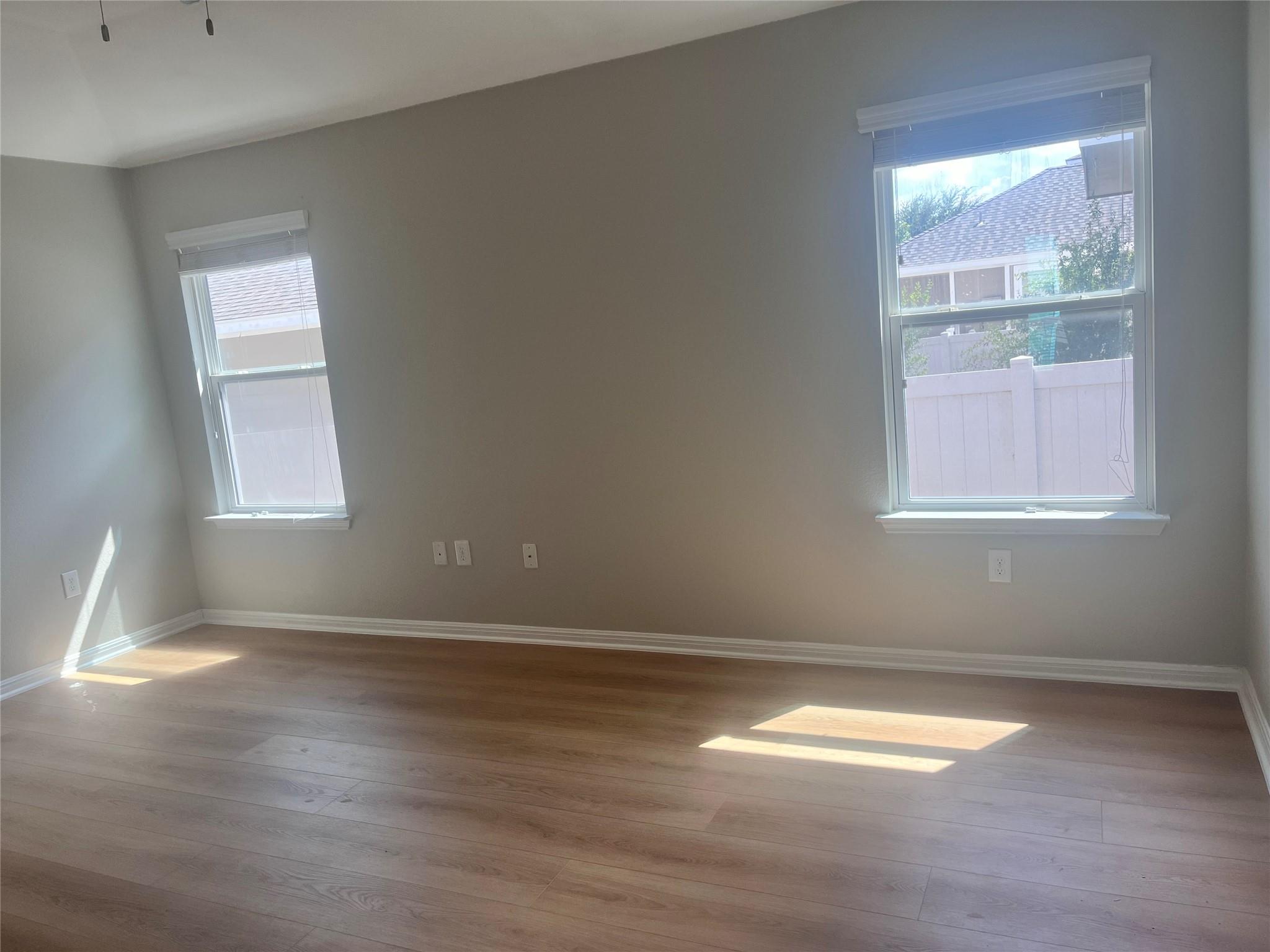 18307 Mammoth Cave Blvd Property Photo 11