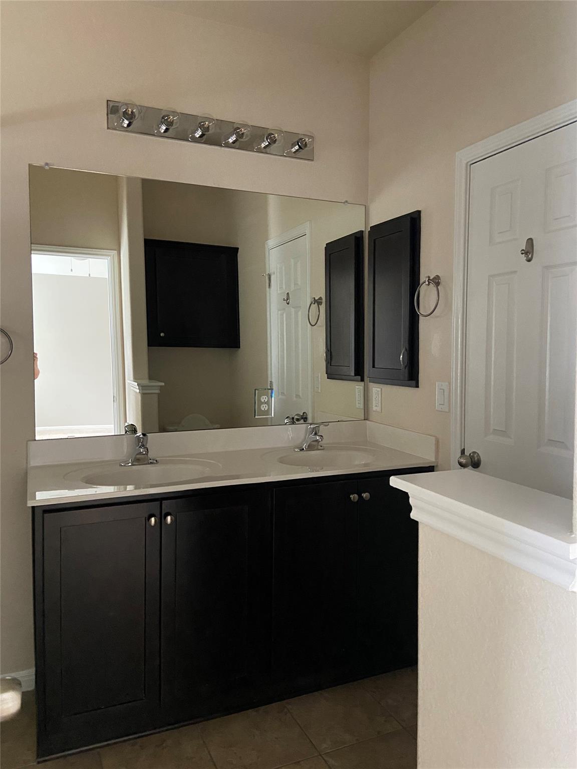 18307 Mammoth Cave Blvd Property Photo 12