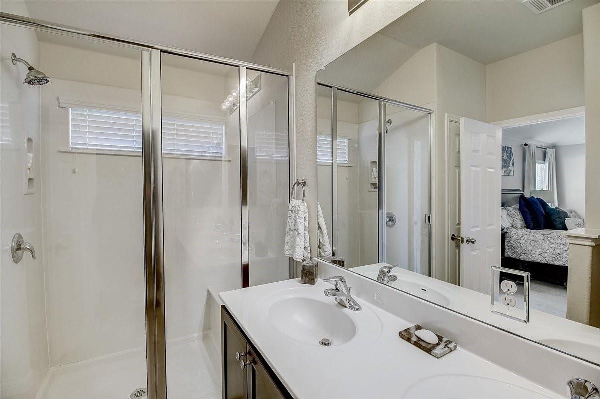 18307 Mammoth Cave Blvd Property Photo 13