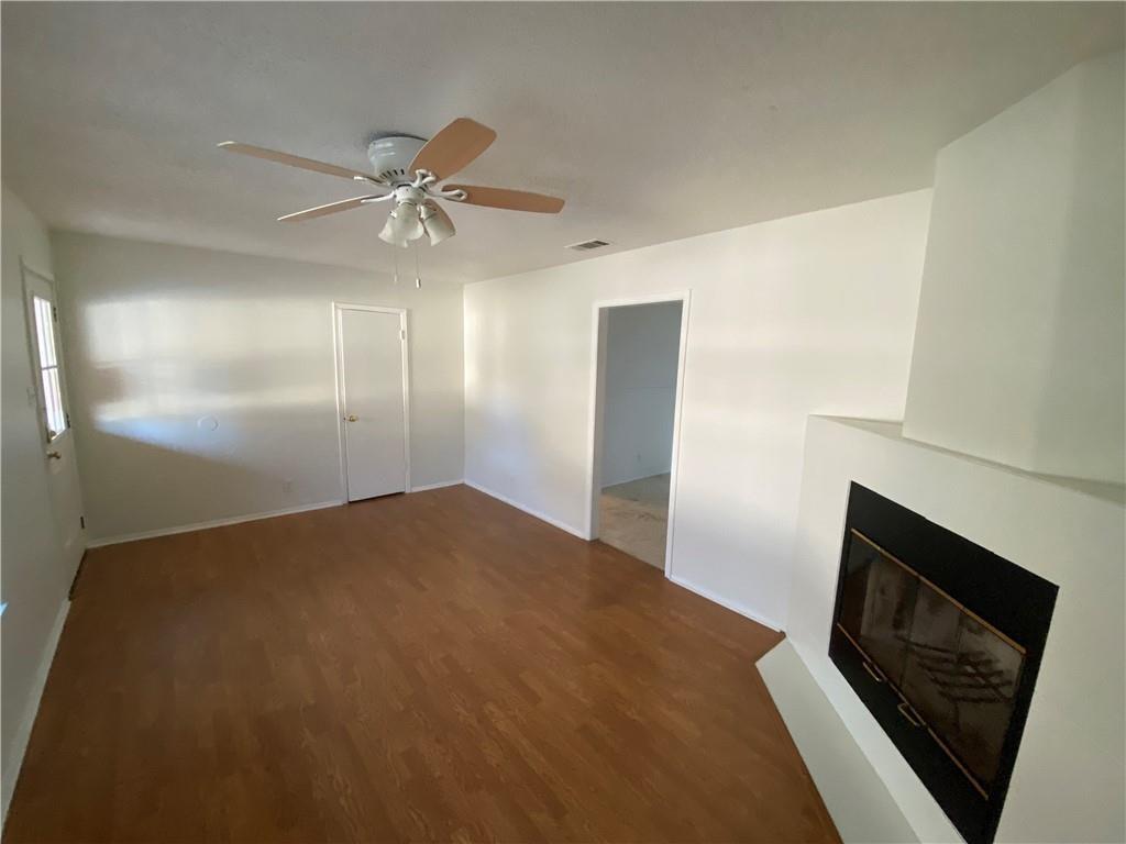 8309 Hathaway Dr B Property Photo 4
