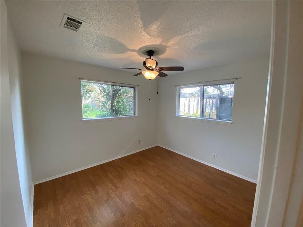8309 Hathaway Dr B Property Photo 9