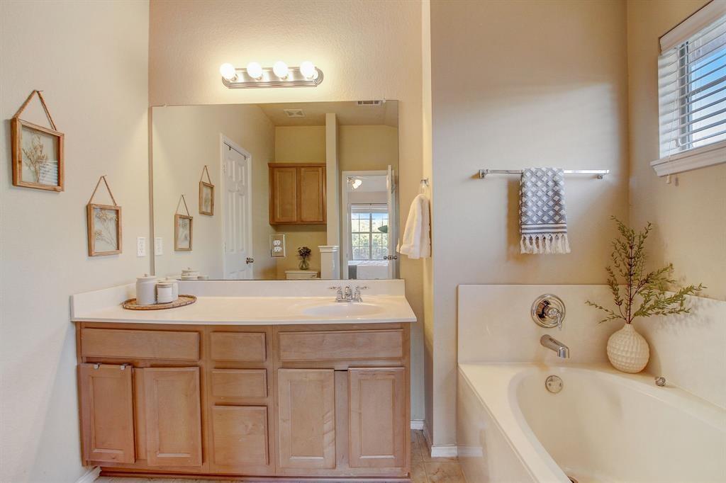 1310 W Parmer Ln 2701 Property Photo 6