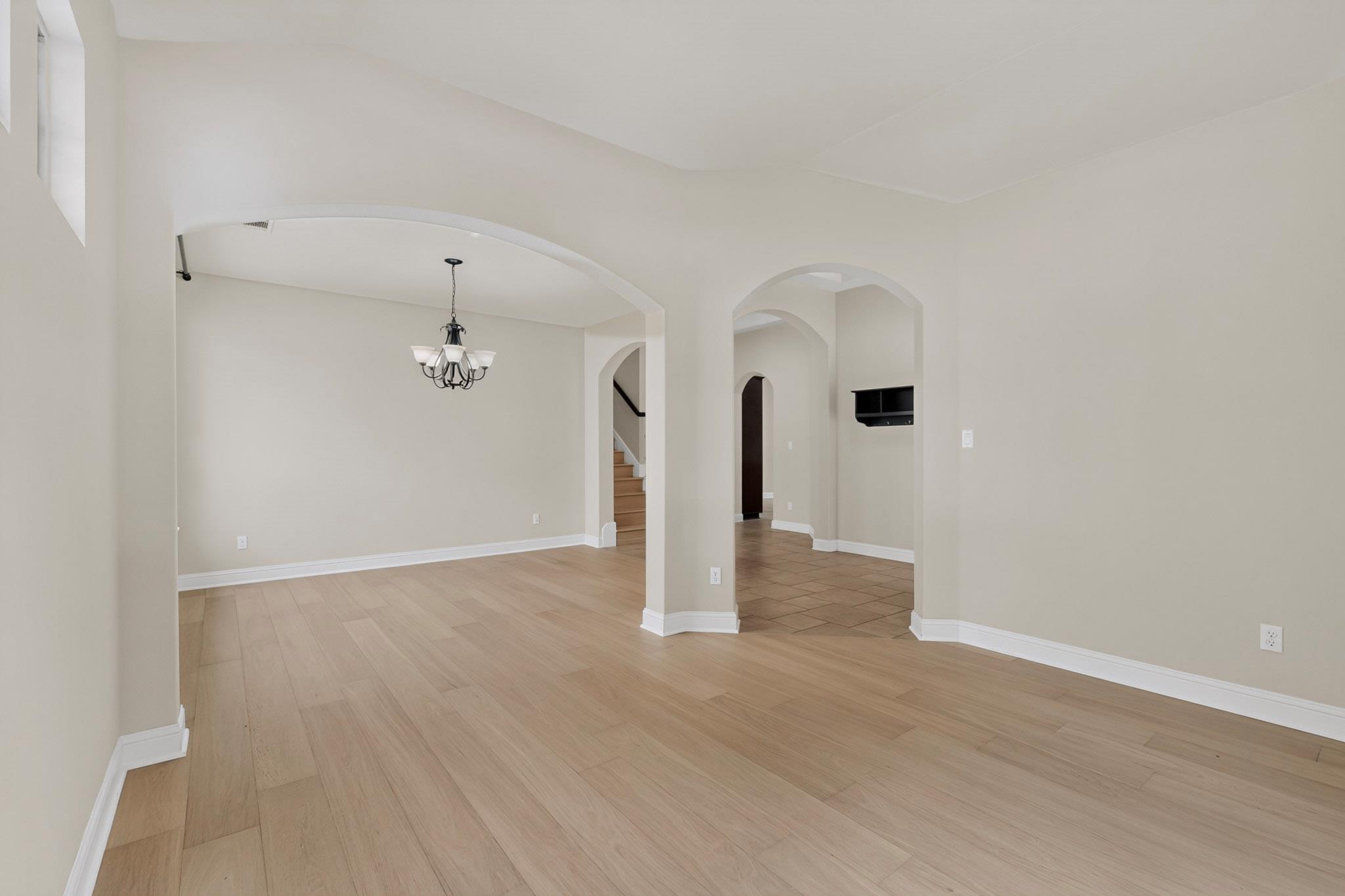 4804 Taurus Walk Property Photo 5