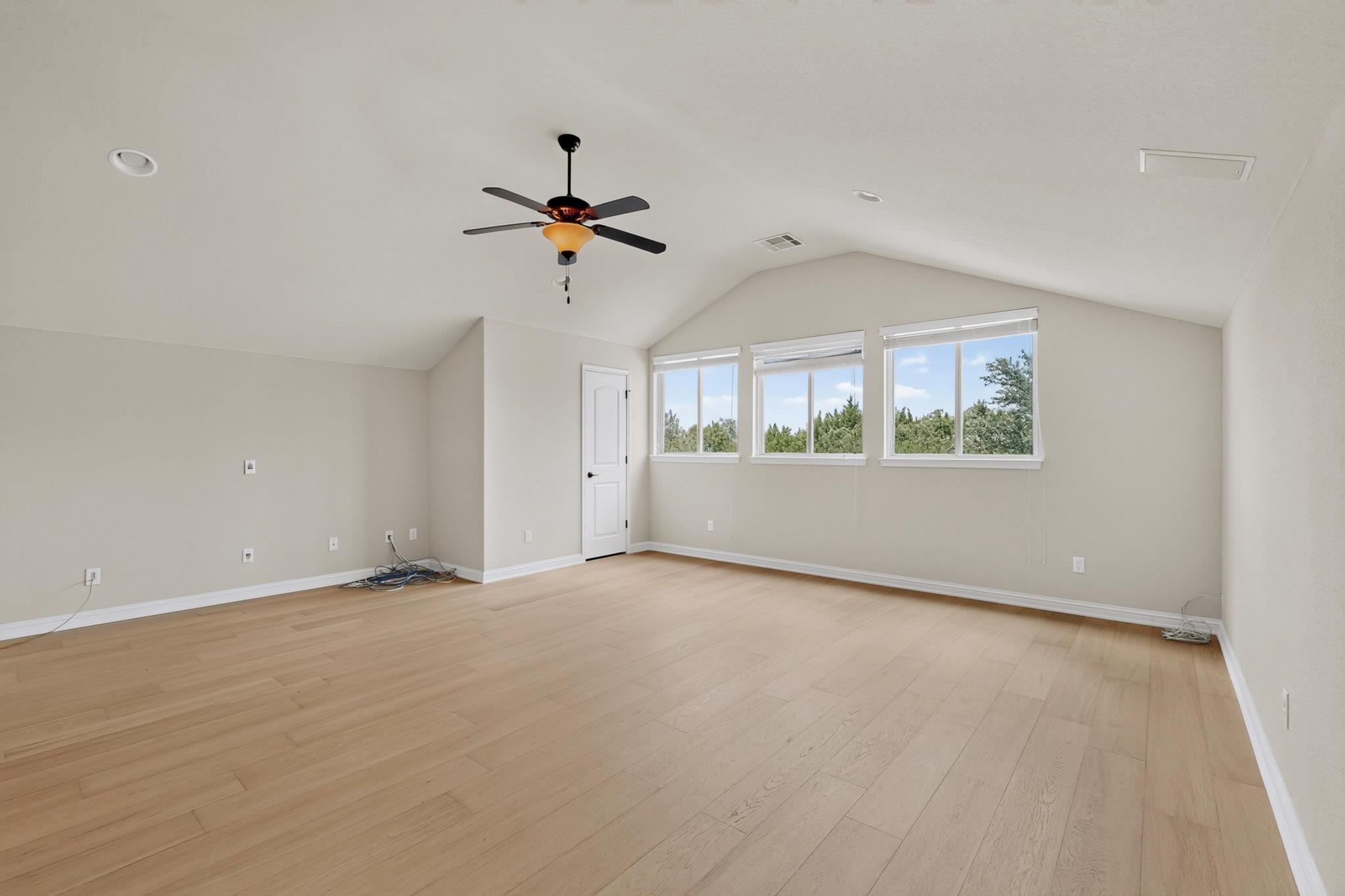4804 Taurus Walk Property Photo 16