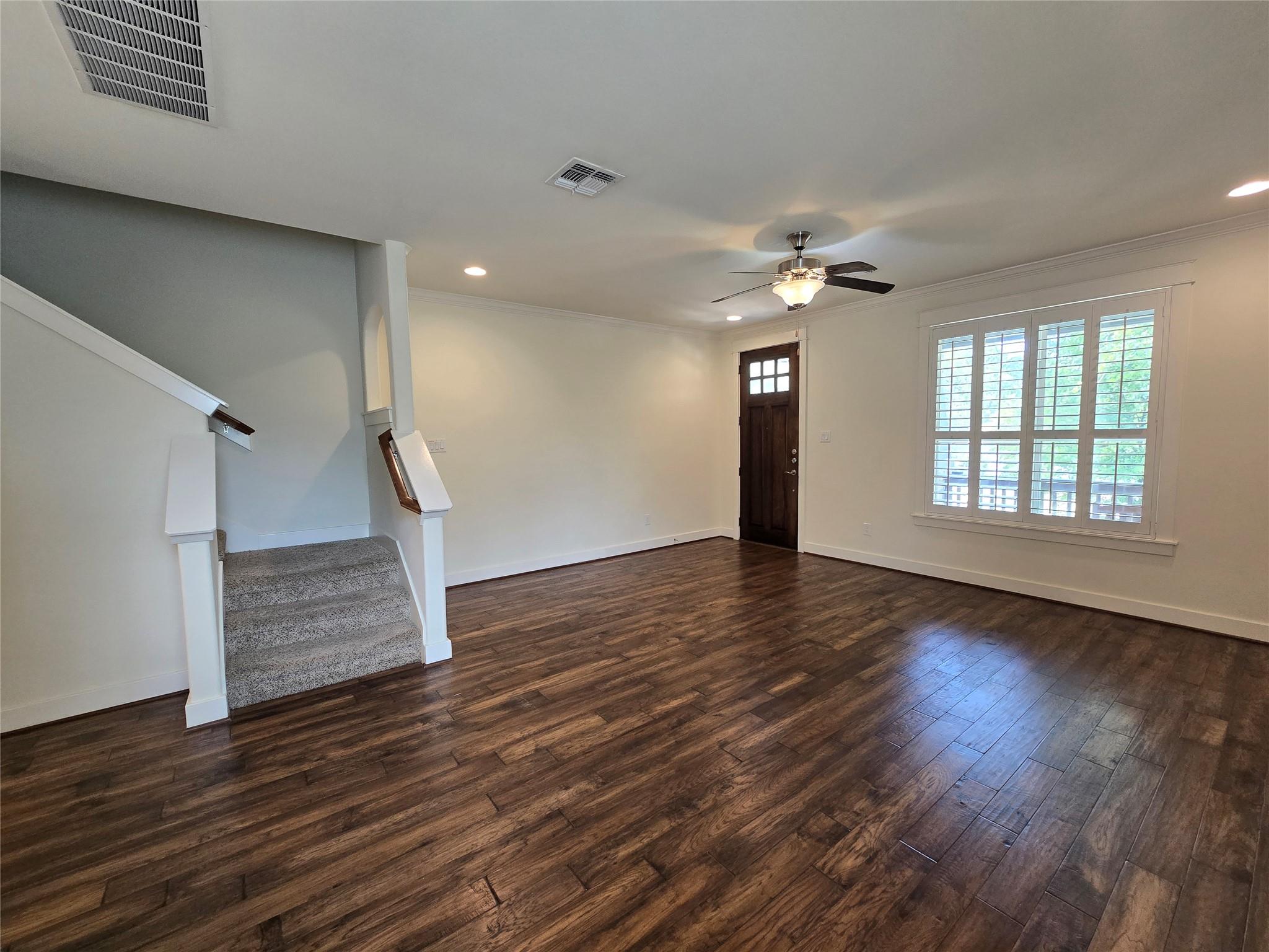 1511 Inglewood St Property Photo 13