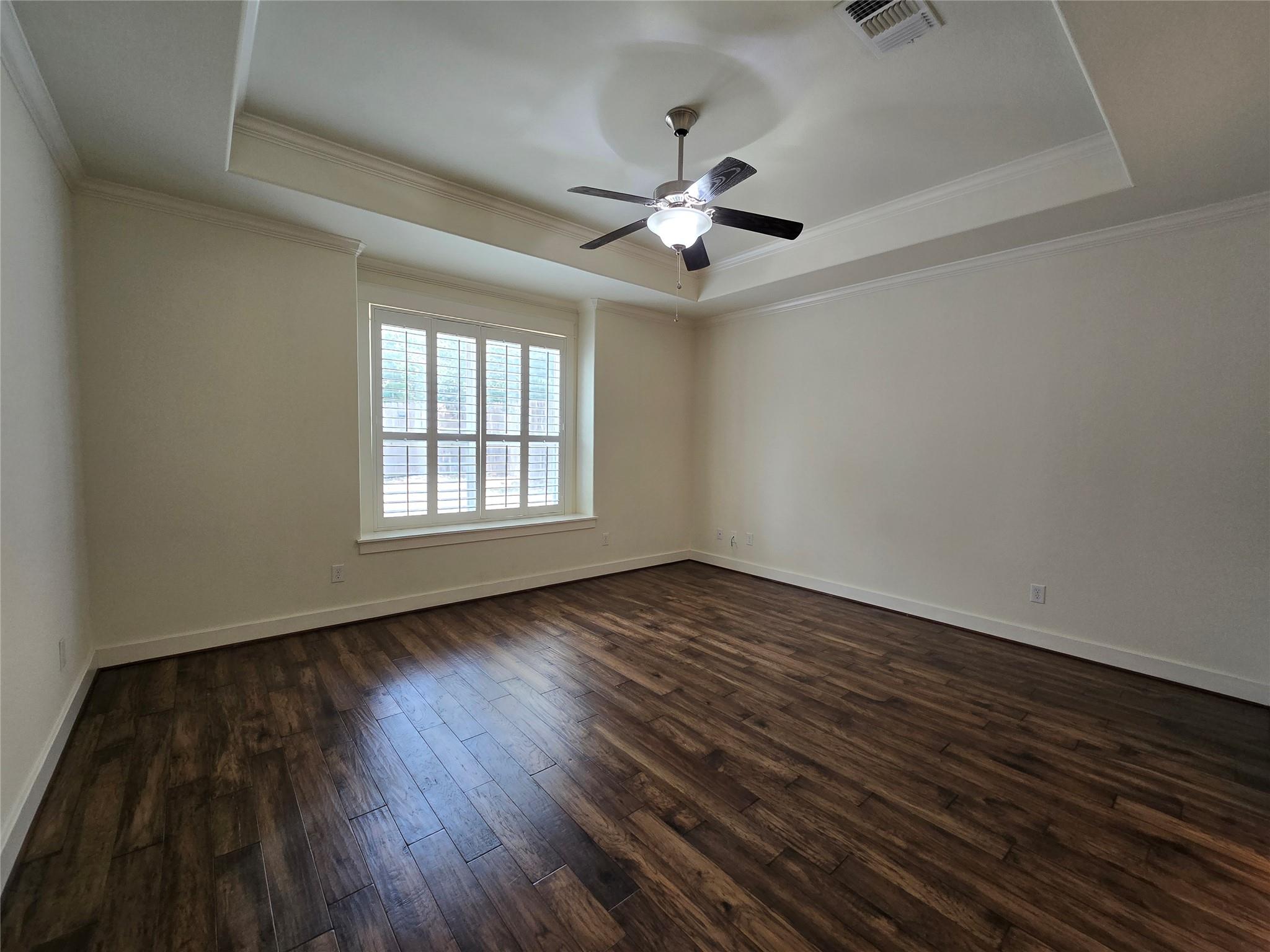 1511 Inglewood St Property Photo 14