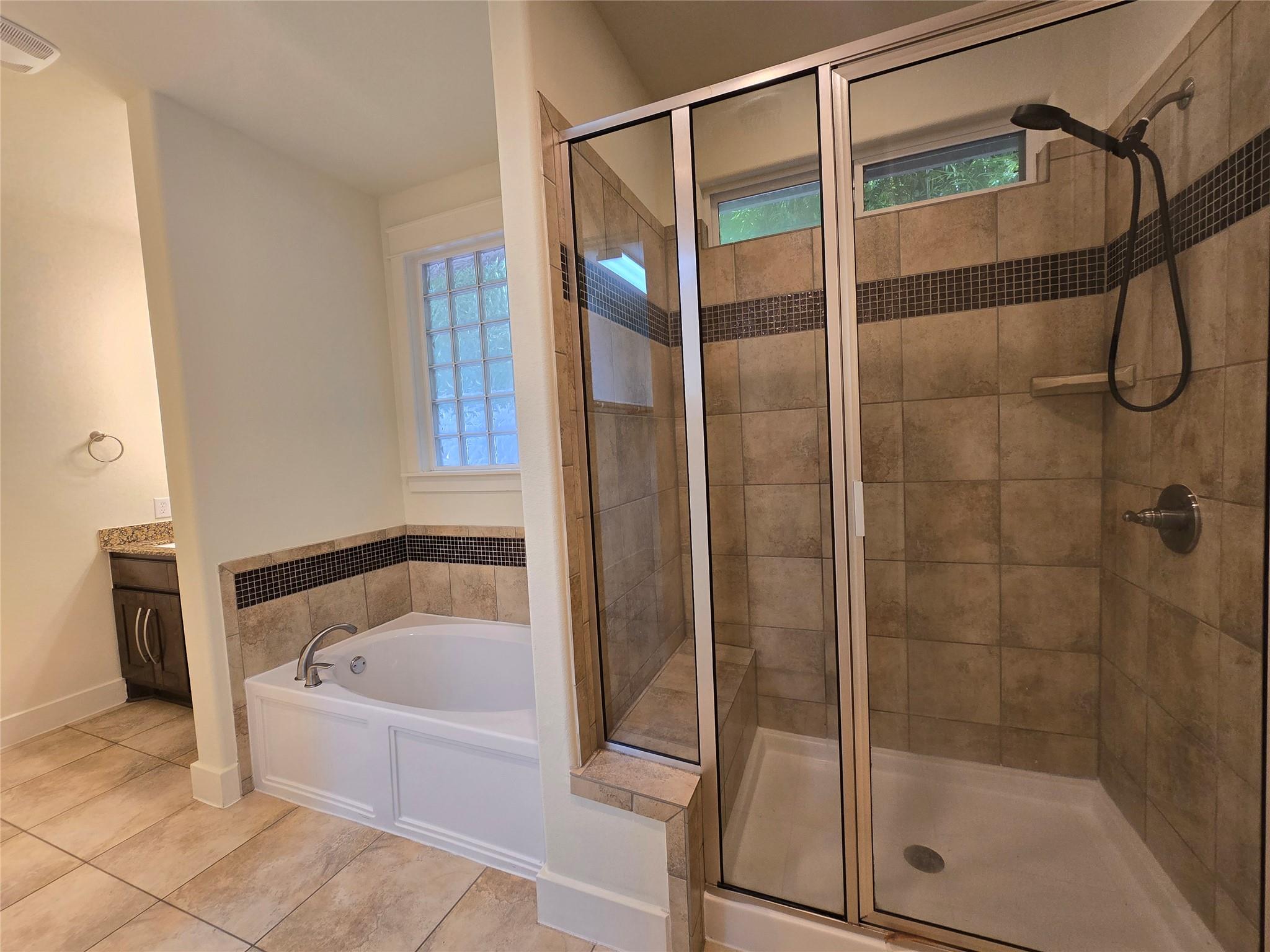 1511 Inglewood St Property Photo 27