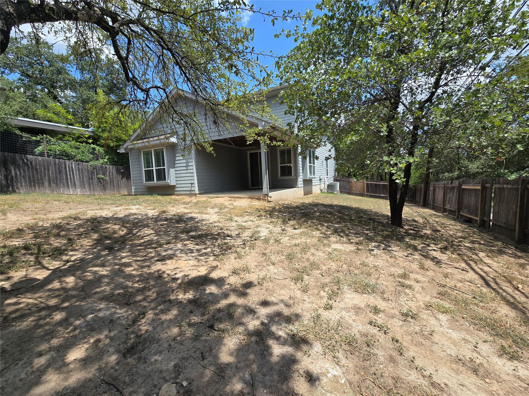 1511 Inglewood St Property Photo 39