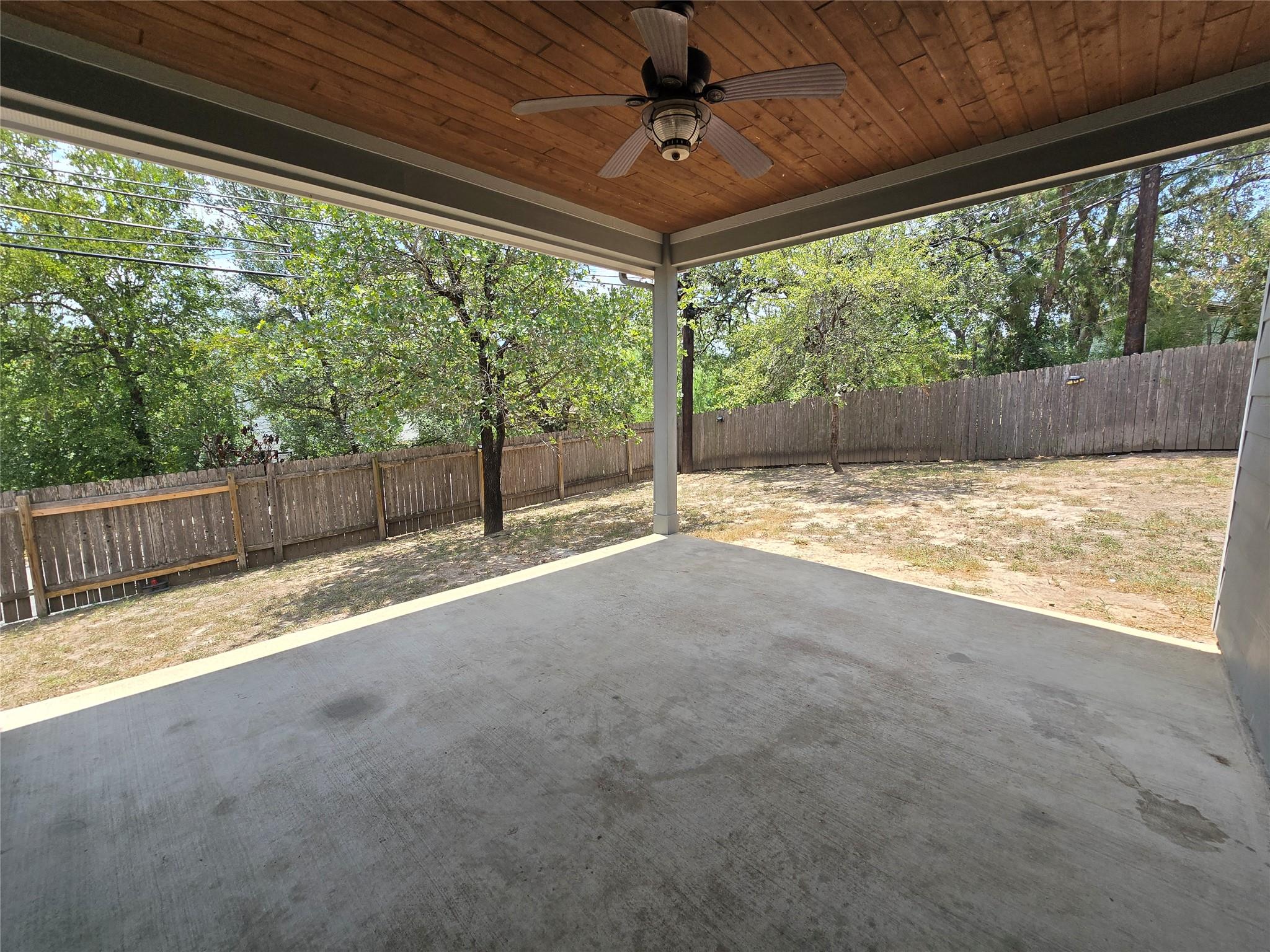 1511 Inglewood St Property Photo 40