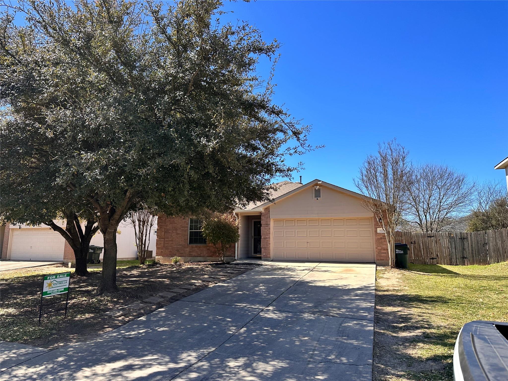 920 Goldenrod St Property Photo