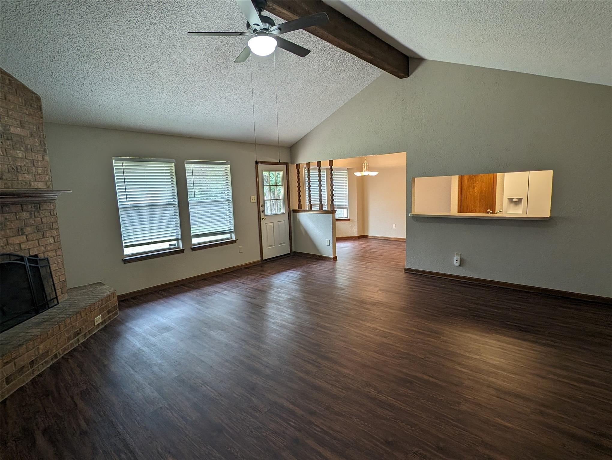 5614 Wagon Train Rd Property Photo 4
