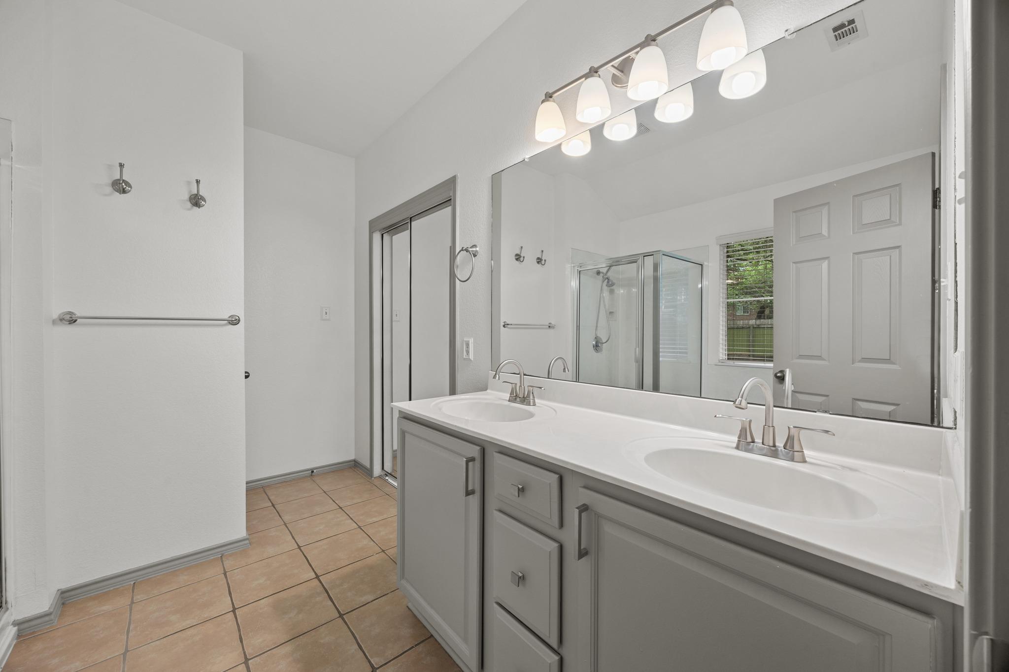 16505 Castletroy Dr Property Photo 15