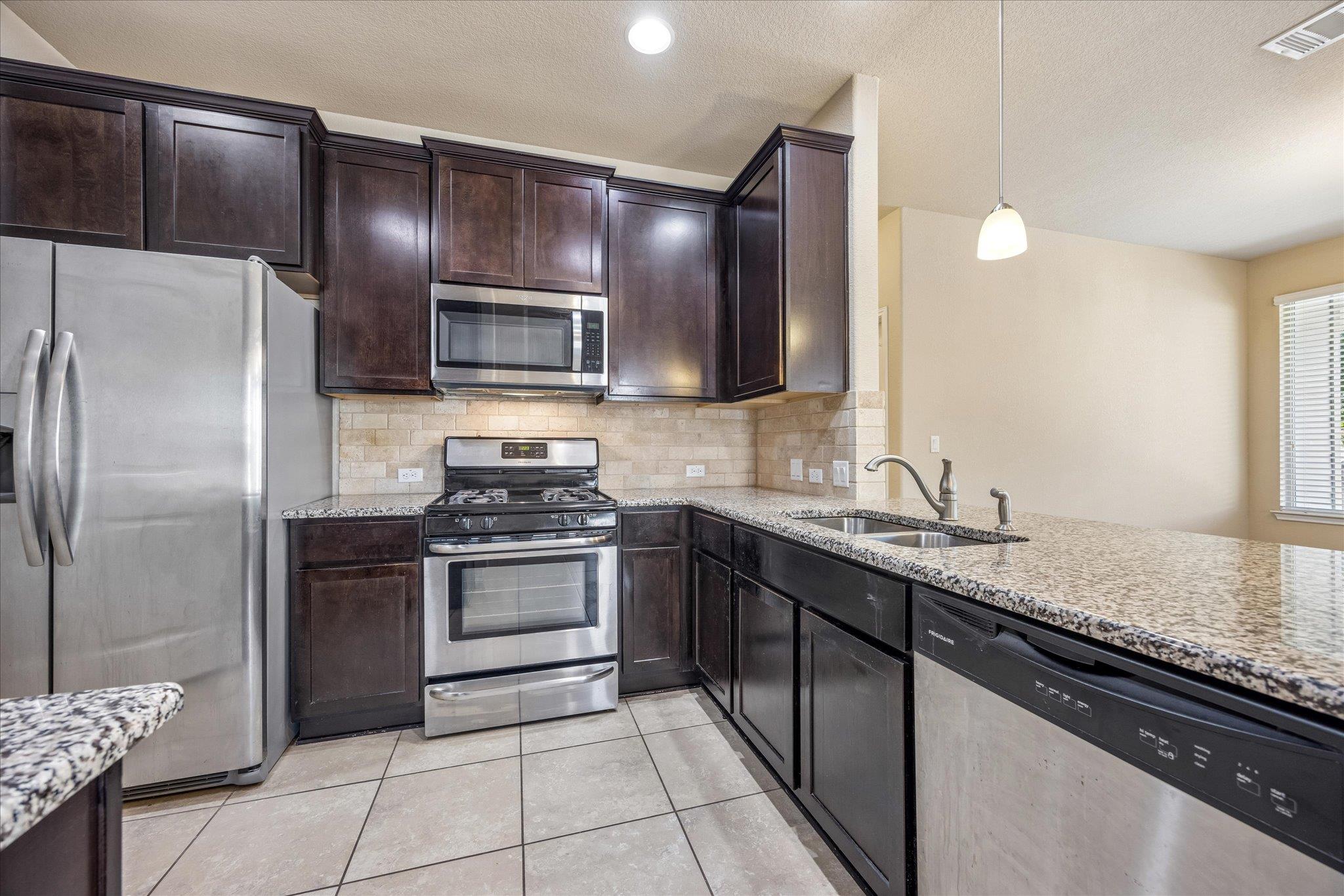 11008 Bruneau Trl Property Photo 6