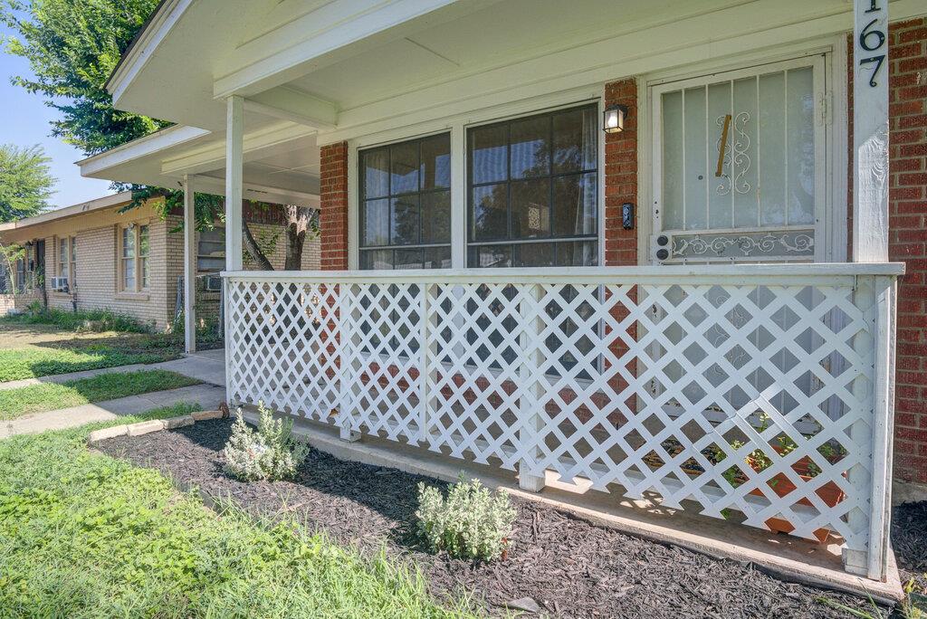167 Hatcher Ave Property Photo 5