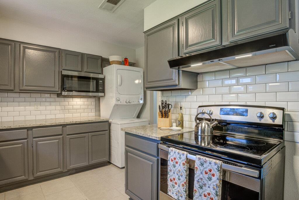 167 Hatcher Ave Property Photo 8