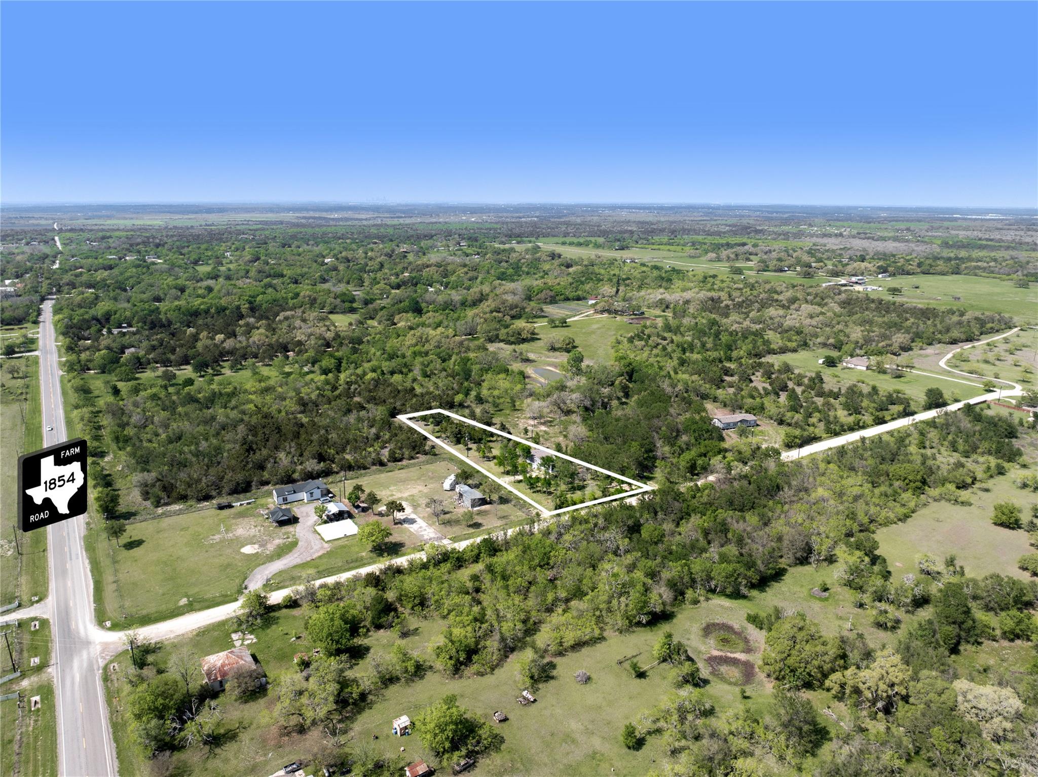145 Crooked Rd Property Photo