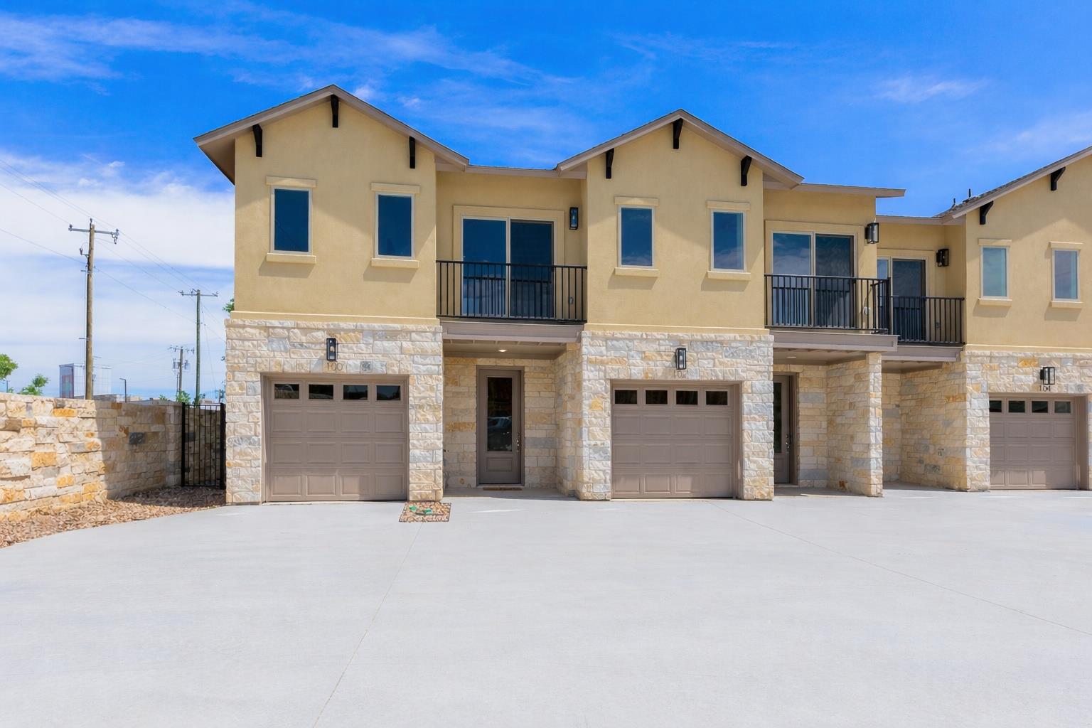 106 Tesla Cir Property Photo 1