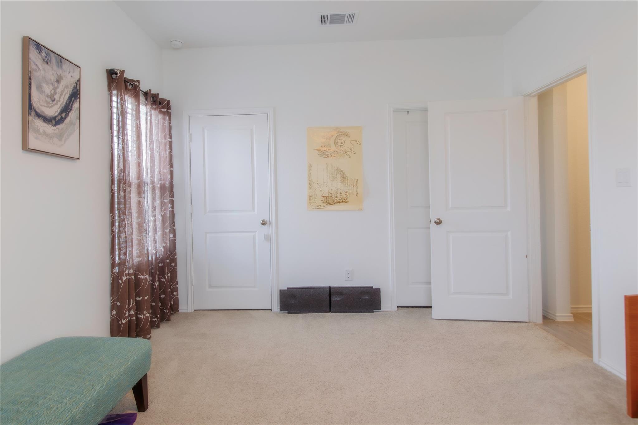 1404 Aquilla Dr Property Photo 24