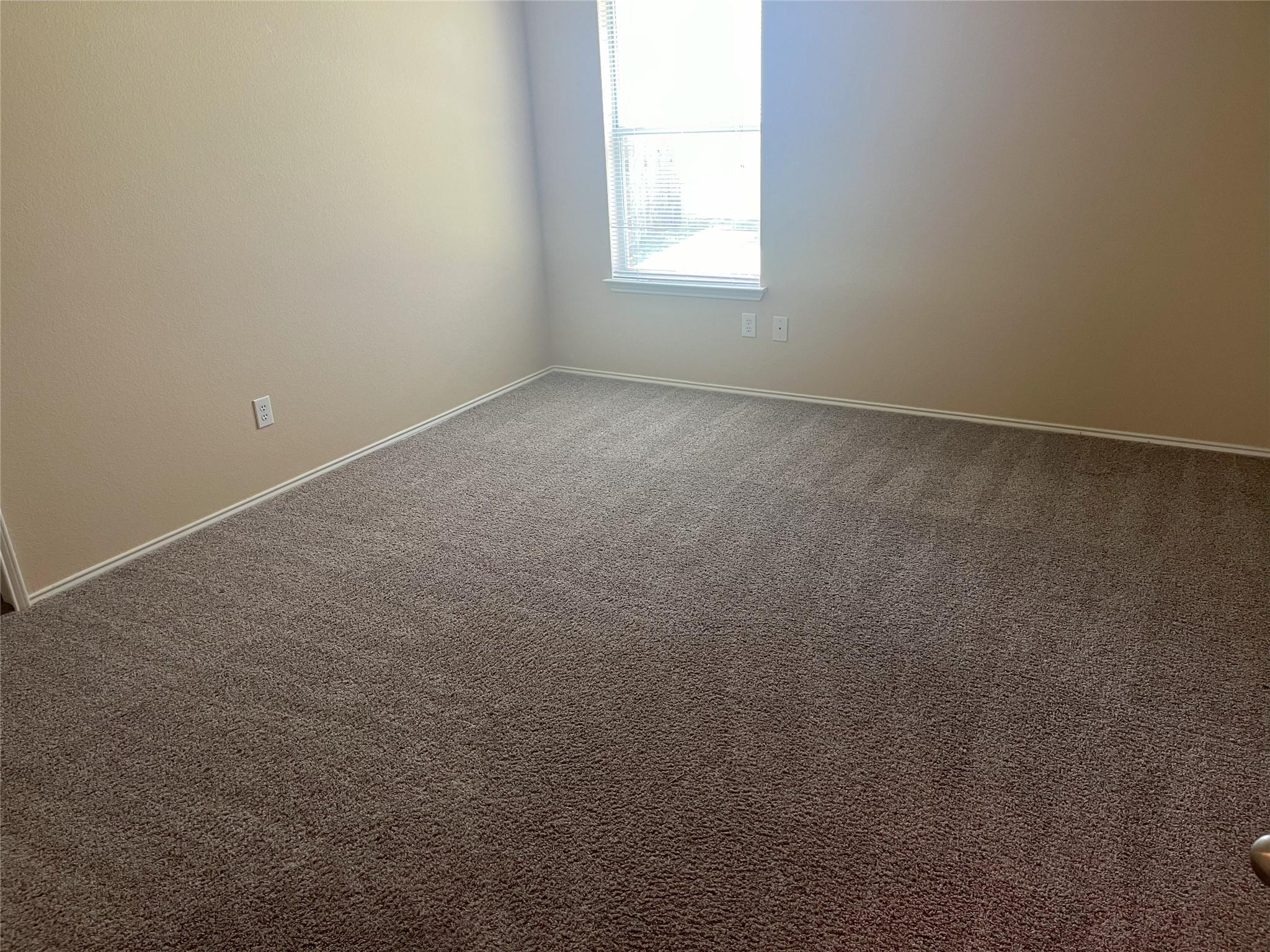 2276 Green Meadows Ln Property Photo 10