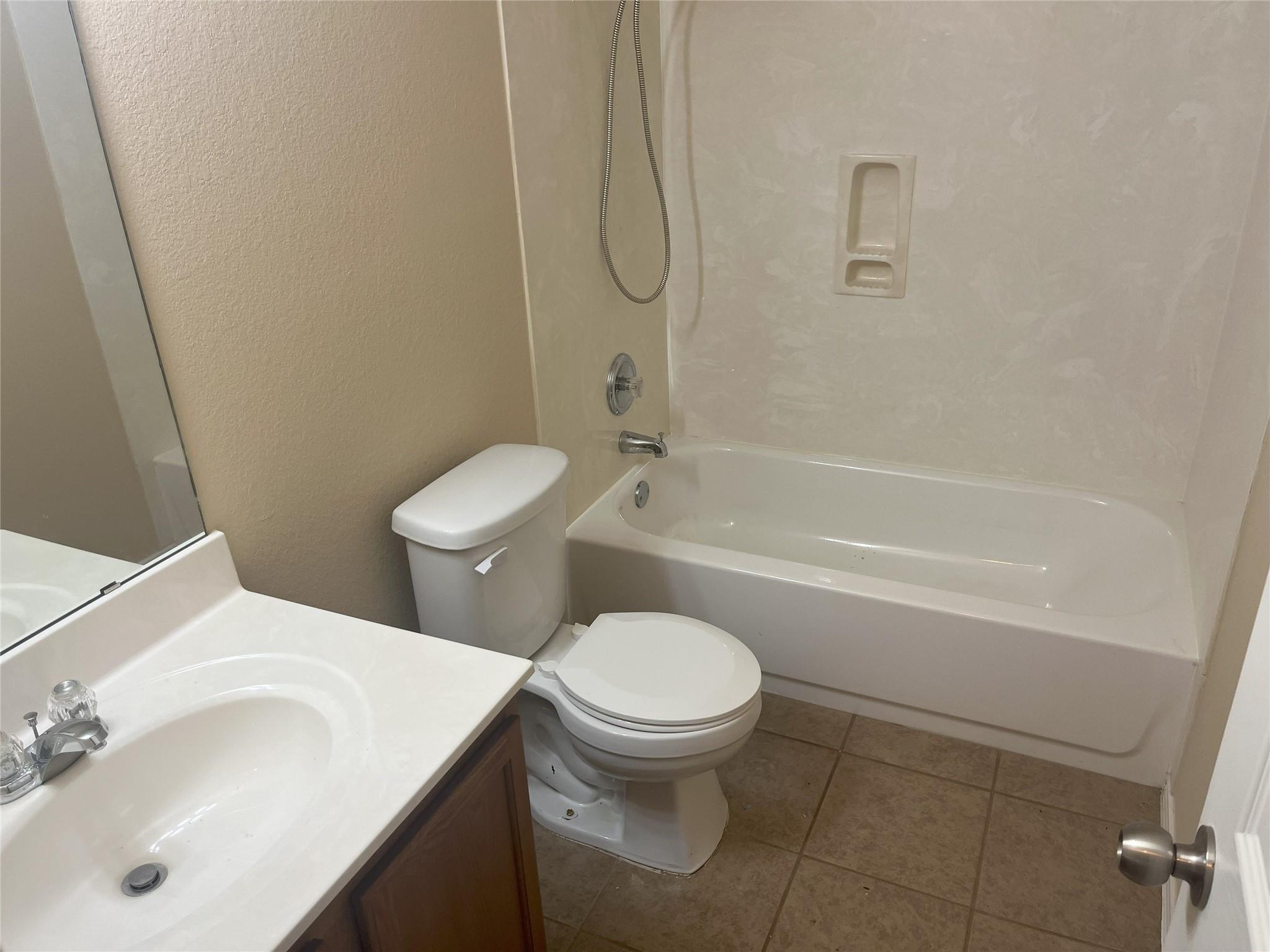 2276 Green Meadows Ln Property Photo 12