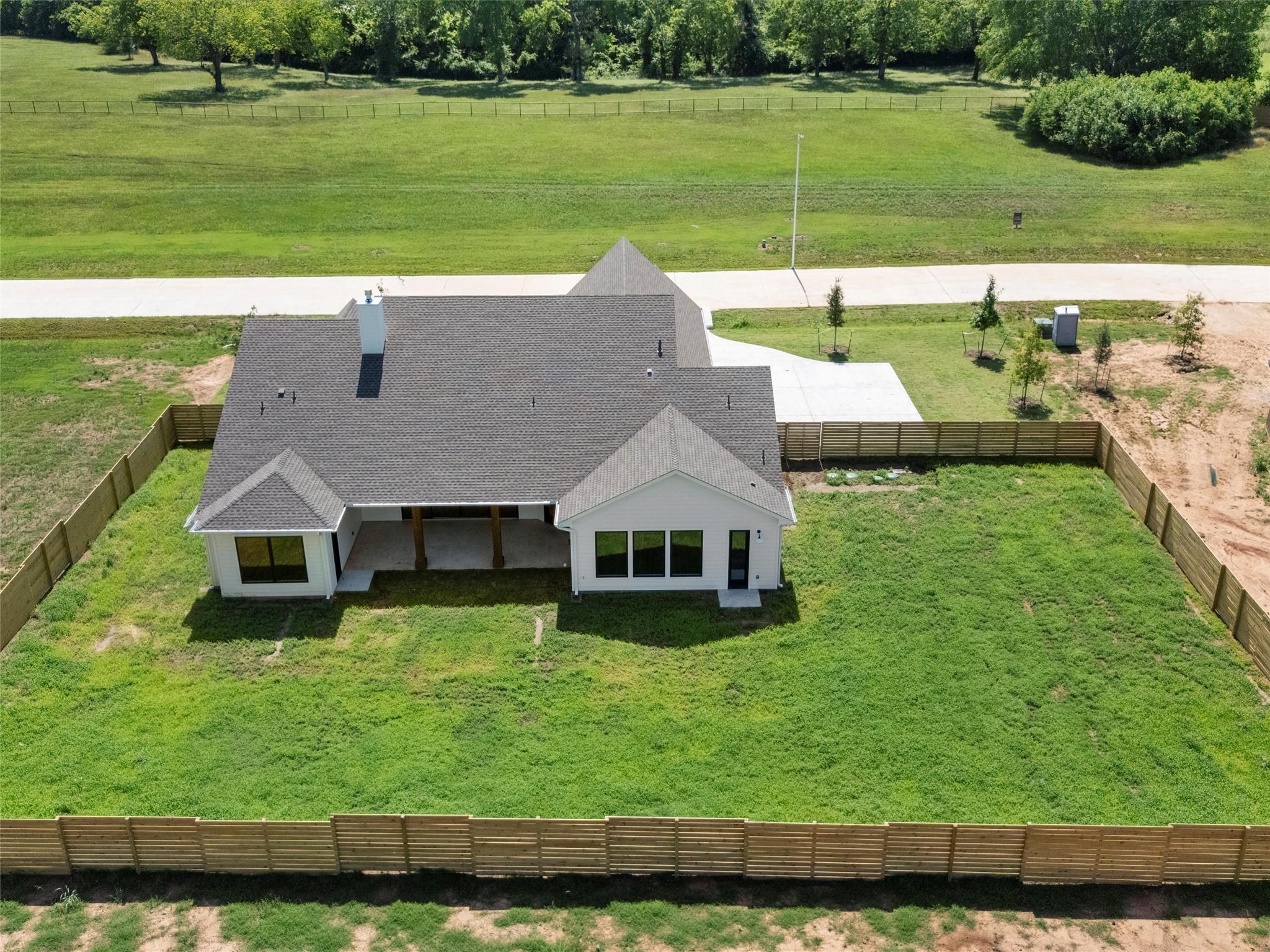 147 Hydrangea Dr Property Photo 22