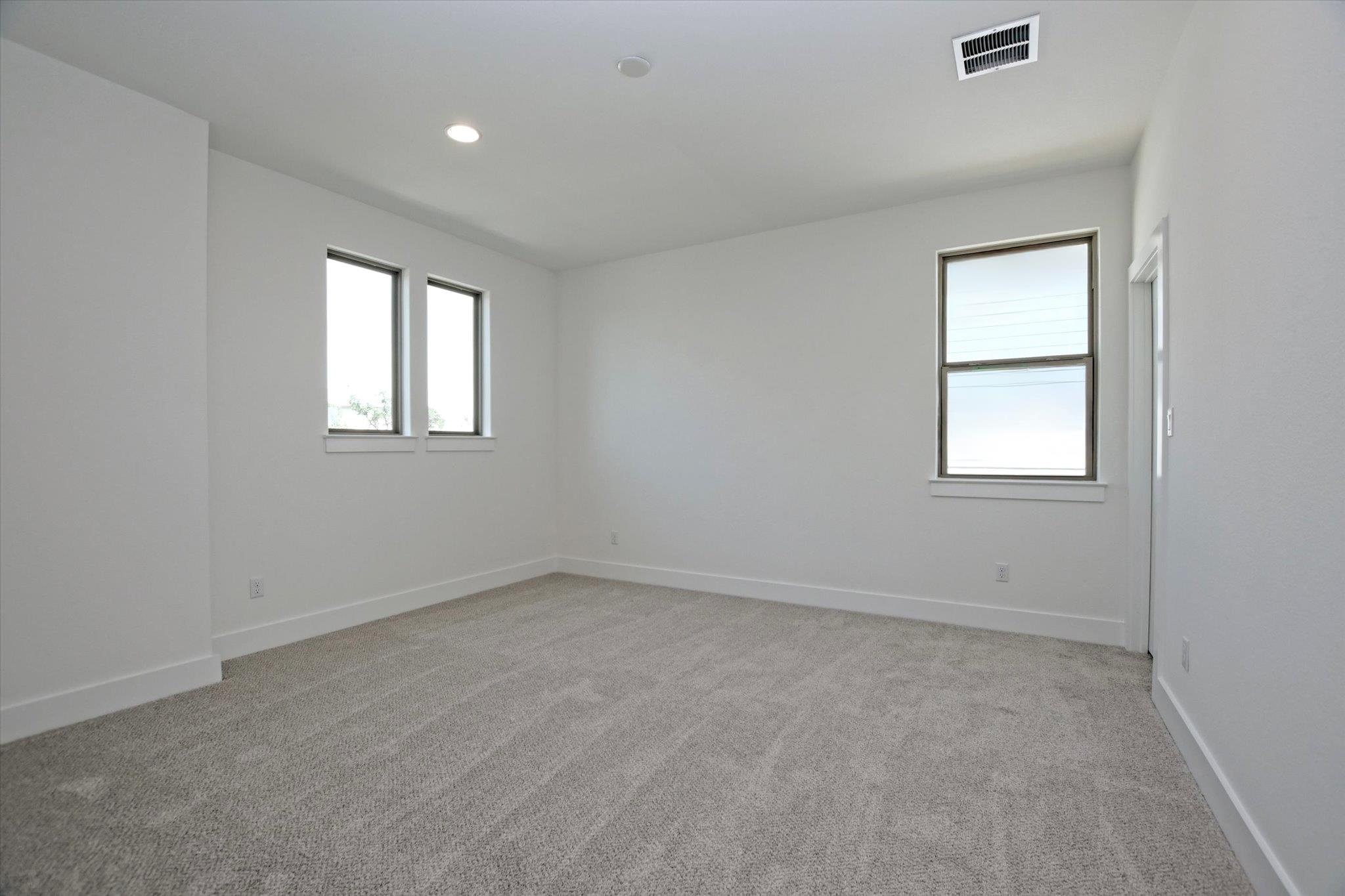 1209 Stormy Dr Property Photo 29