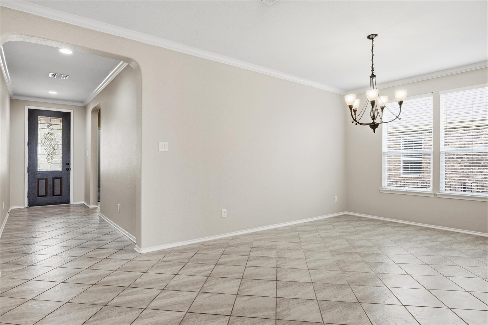 31316 Kingsway Rd Property Photo 6