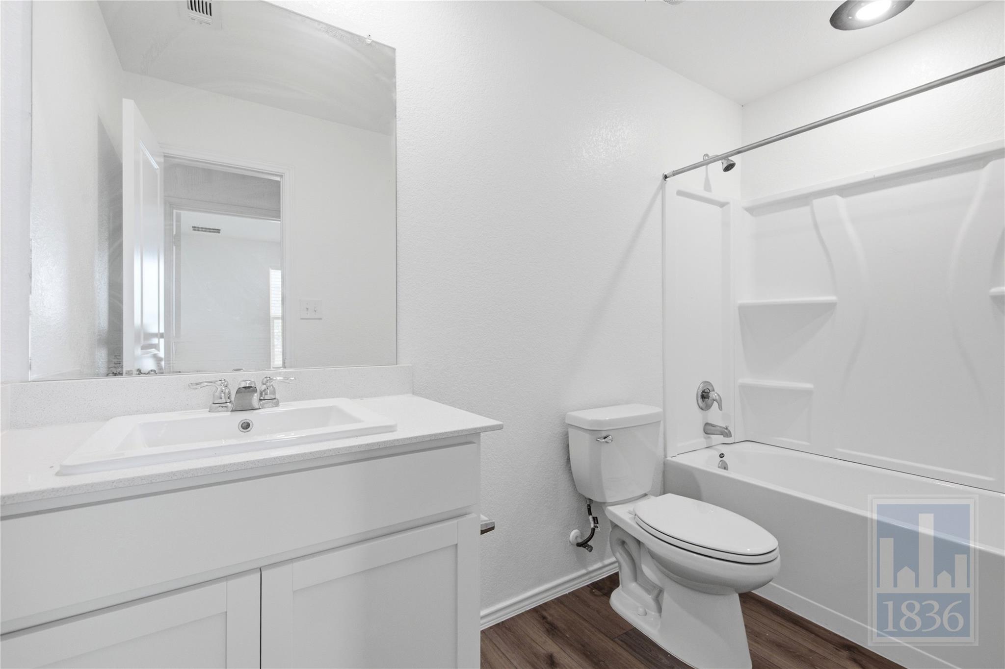612 Clear Sky Dr Property Photo 18