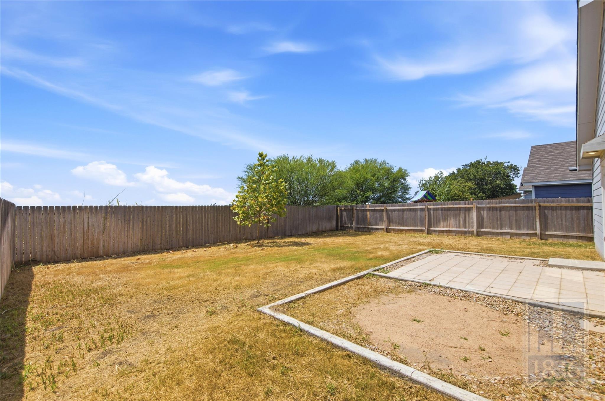 612 Clear Sky Dr Property Photo 22