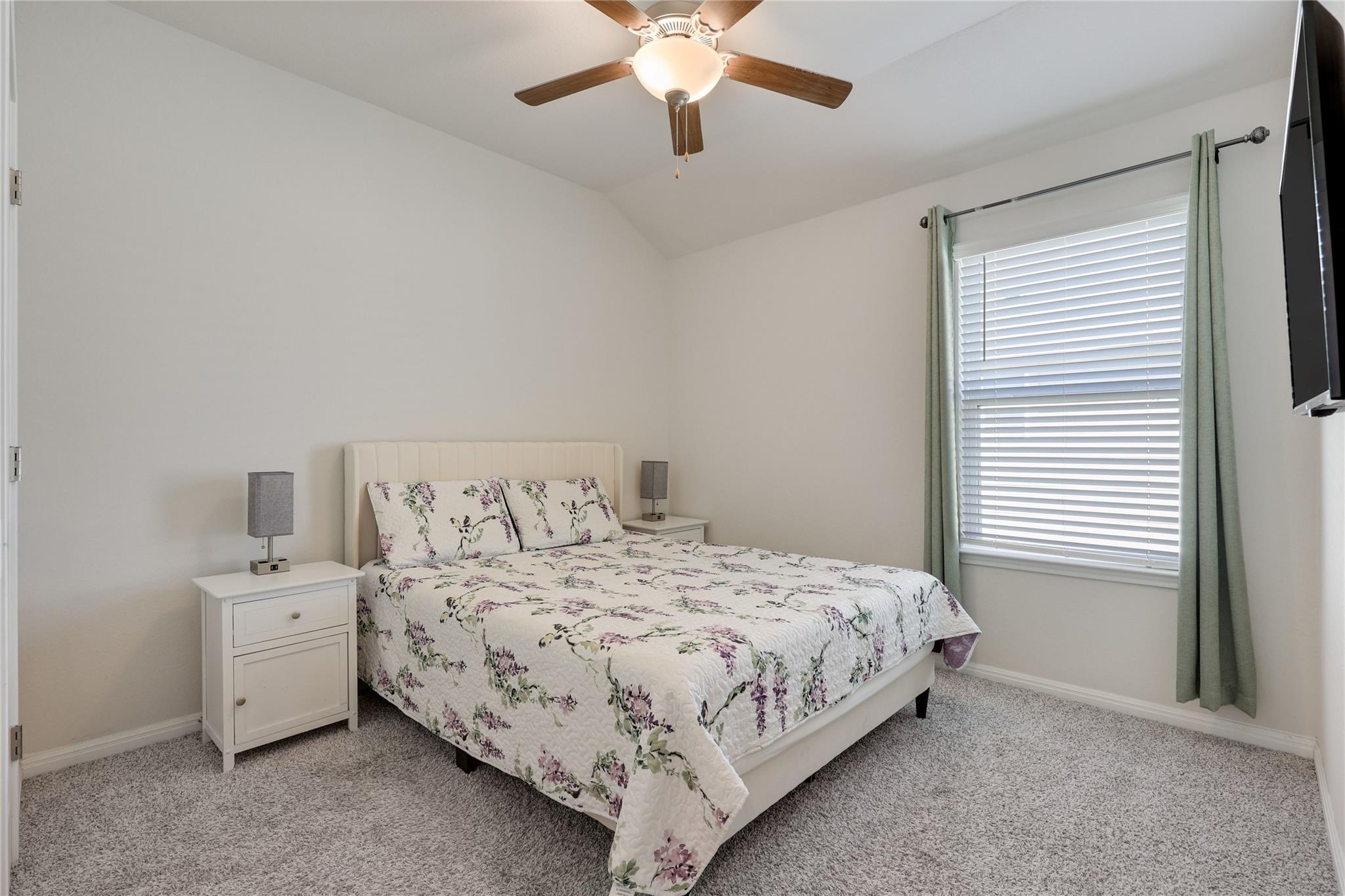 406 Grasslands Trl Property Photo 23