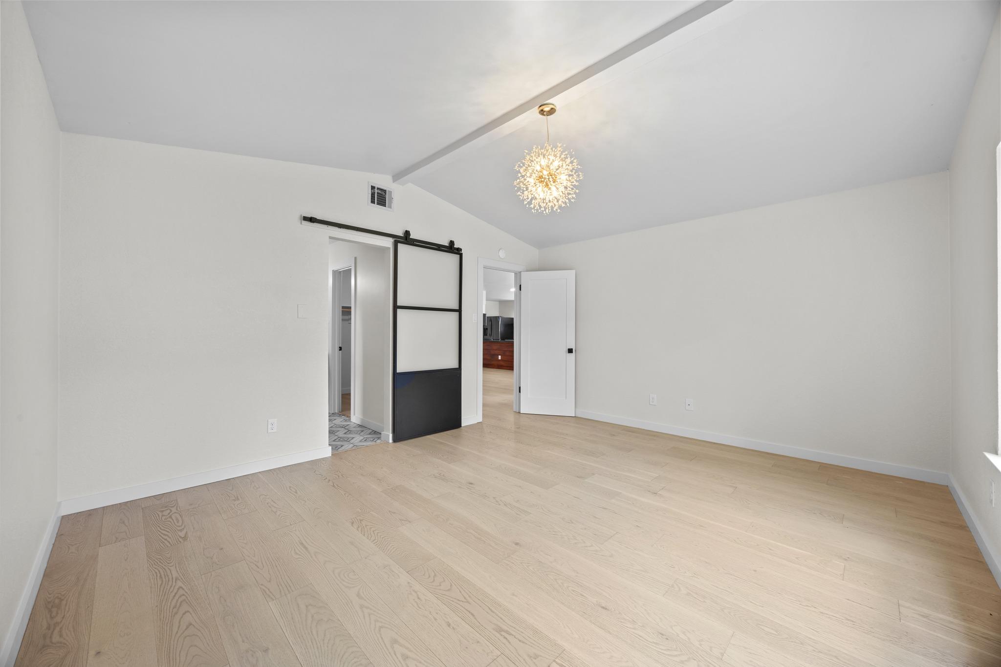 8708 Huebinger Pass Property Photo 17