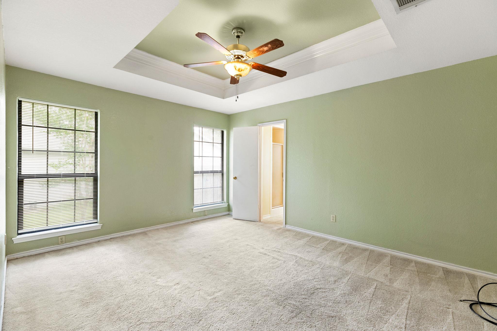 1502 Oak Knoll Ln Property Photo 10