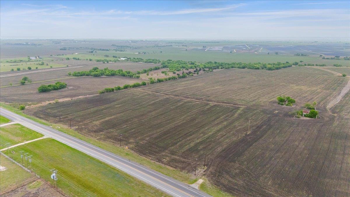18701 Fm 973 Lot 1 Property Photo 8