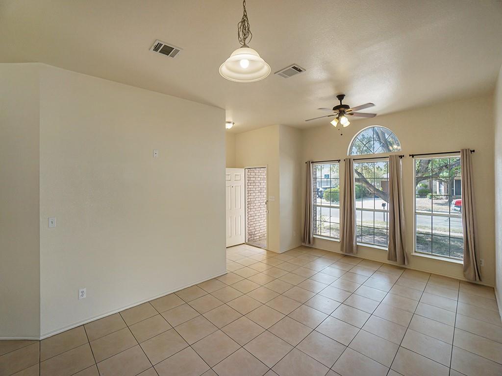 121 Shenandoah Trl Property Photo 2